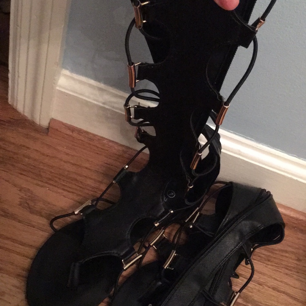 Black gladiator sandals